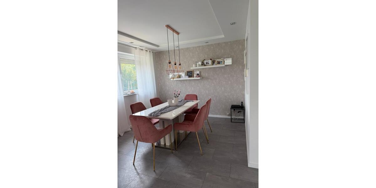 Etagenwohnung Montabaur - 3.5 Zimmer, 84 m&sup2;, 285.000&euro; | Angebot:27166170