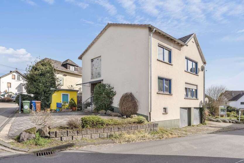 Haus zum Kaufen in Rengsdorf 265.000 € 164 m²
