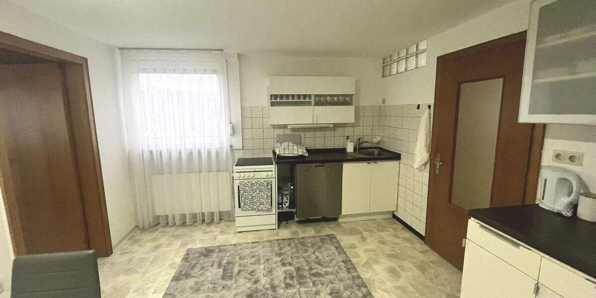 Große Dachgeschosswohnung über den Dächern von Güls. 3 zimmer