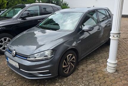 VW Golf 132.000 km 10.500 &euro; Koblenz 56072