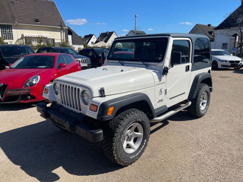Jeep Wrangler 166.000 km 8.750 € Bad Breisig 53498
