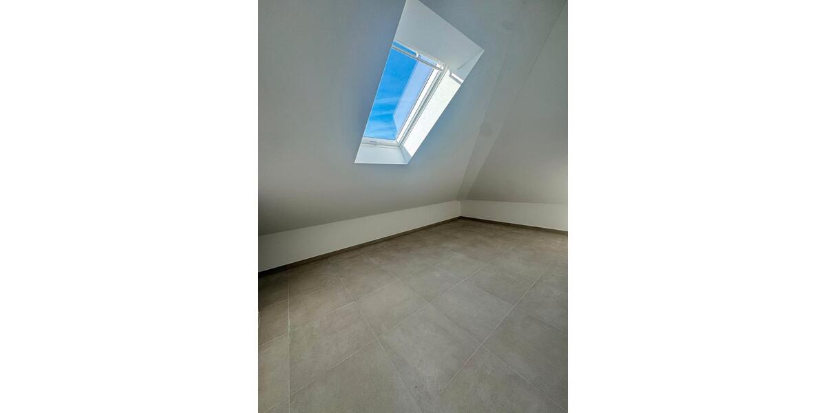 Dachgeschoßwohnung Bad Breisig - 3 Zimmer, 62 m&sup2;, 720&euro; | Angebot:26396984