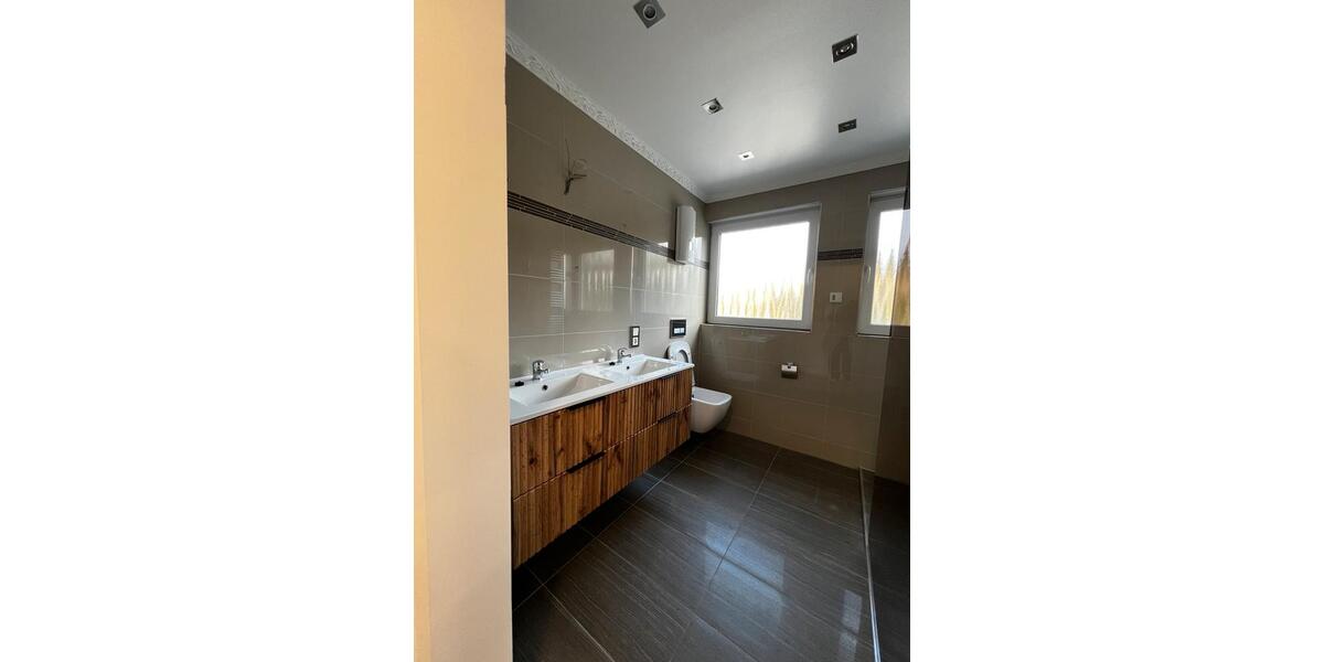 Etagenwohnung Bad Breisig - 2 Zimmer, 80 m&sup2;, 1.150&euro; | Angebot:25904113