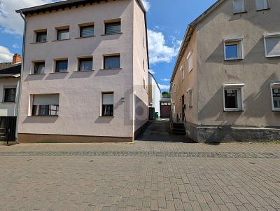 ANLAGEOBJEKT MIT ENTWICKLUNGSPOTENZIAL - Mehrfamilienhaus, Wohnhaus Bad Breisig | Angebot:27359860
