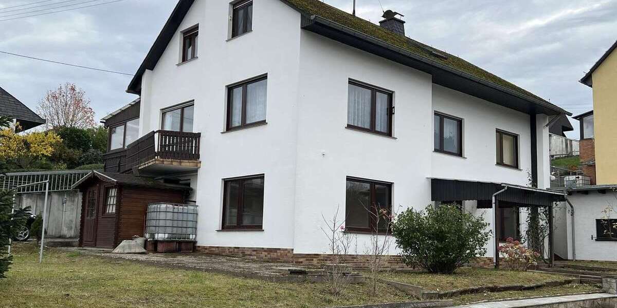 Einfamilienhaus Sankt Goar - 8 Zimmer, 210 m&sup2;, 280.000&euro; | Angebot:26422586