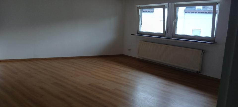 Dachgeschoßwohnung Boppard - 4 Zimmer, 98 m&sup2;, 570&euro; | Angebot:26166219