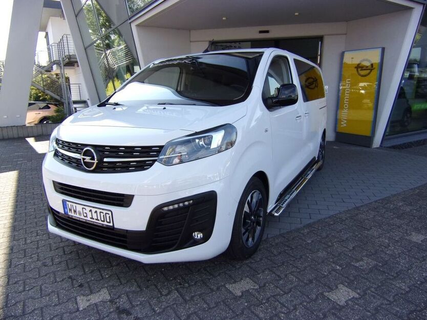 Zafira Life
