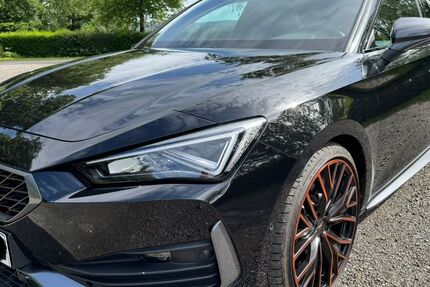 Cupra Leon 49.000 km 29.999 &euro; Becheln 56132