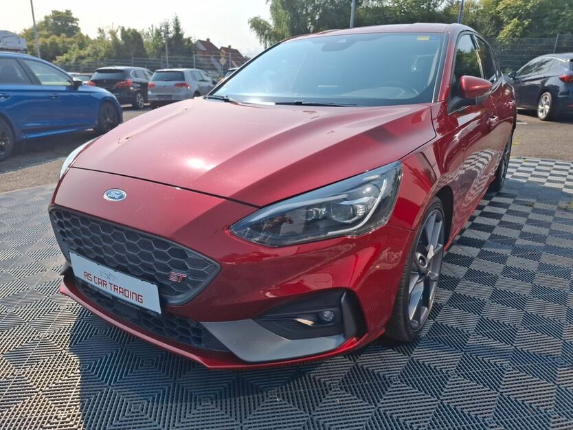 Ford Focus 103.616 km 17.990 € Altendiez 65624