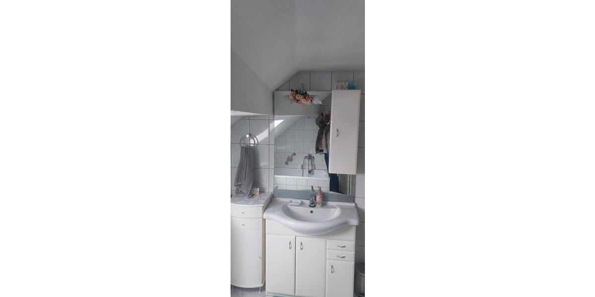 Etagenwohnung Andernach - 4 Zimmer, 89 m&sup2;, 750&euro; | Angebot:26477979