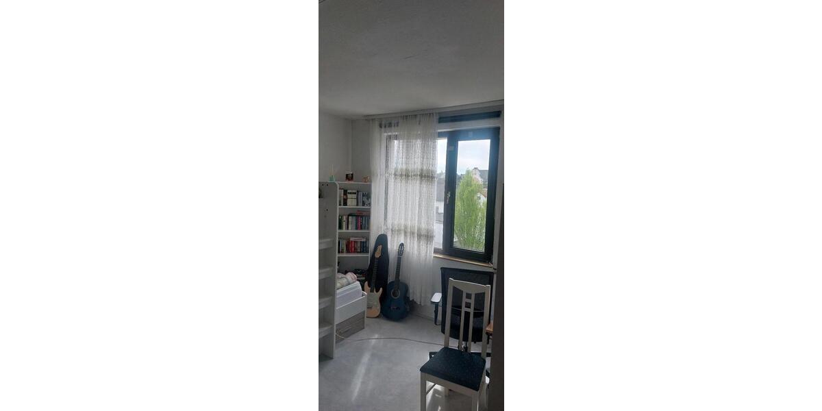 Etagenwohnung Andernach - 4 Zimmer, 89 m&sup2;, 750&euro; | Angebot:26477979