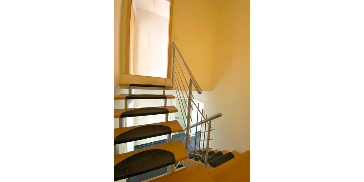 Mehrfamilienhaus, Wohnhaus Mayen Kürrenberg - 6 Zimmer, 135 m&sup2;, 1.200&euro; | Angebot:24610250