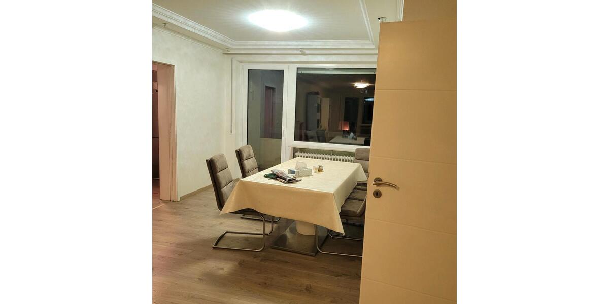 Etagenwohnung Koblenz Karthause - 4 Zimmer, 105 m&sup2;, 1.550&euro; | Angebot:26041429