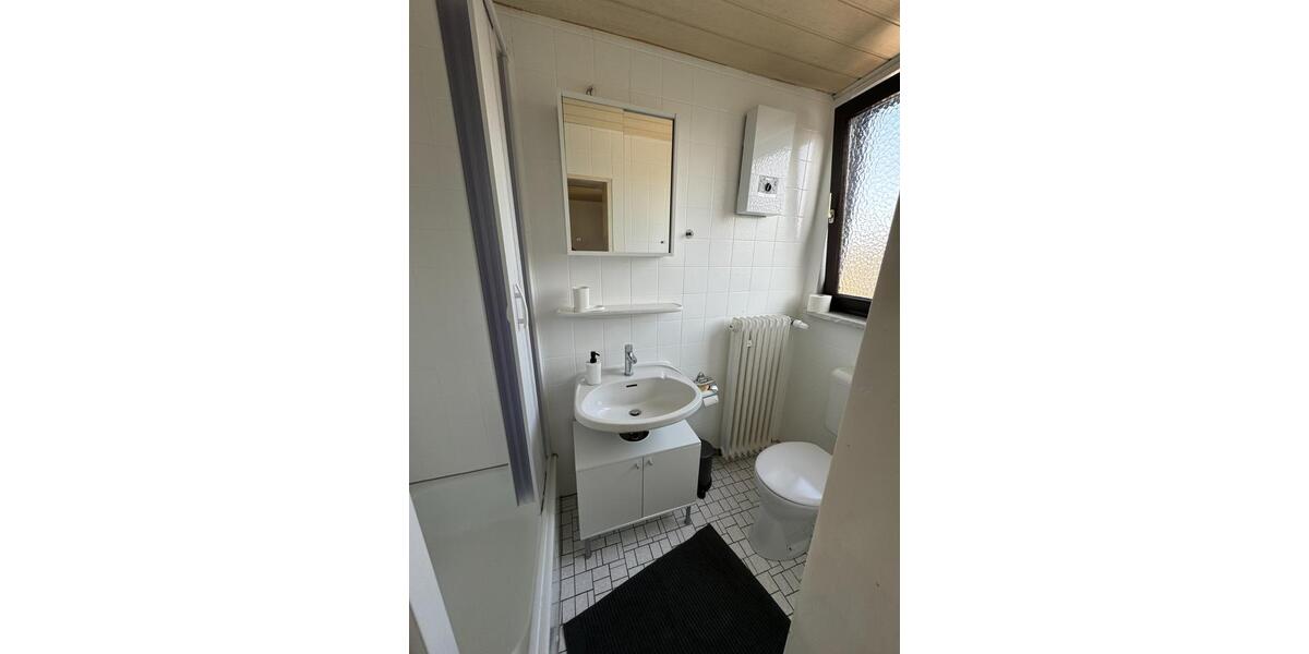 Dachgeschoßwohnung Koblenz Bisholder - 1 Zimmer, 25 m&sup2;, 800&euro; | Angebot:25055492