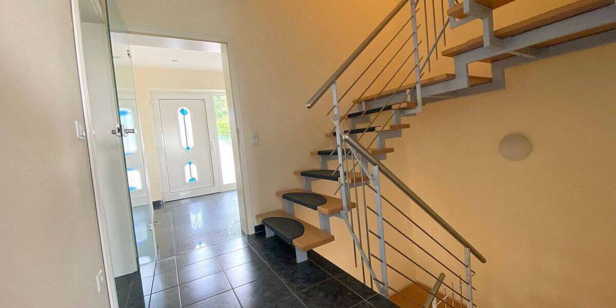 Eine Mehrgenerationenhaushälfte mit Charme 6 zimmer