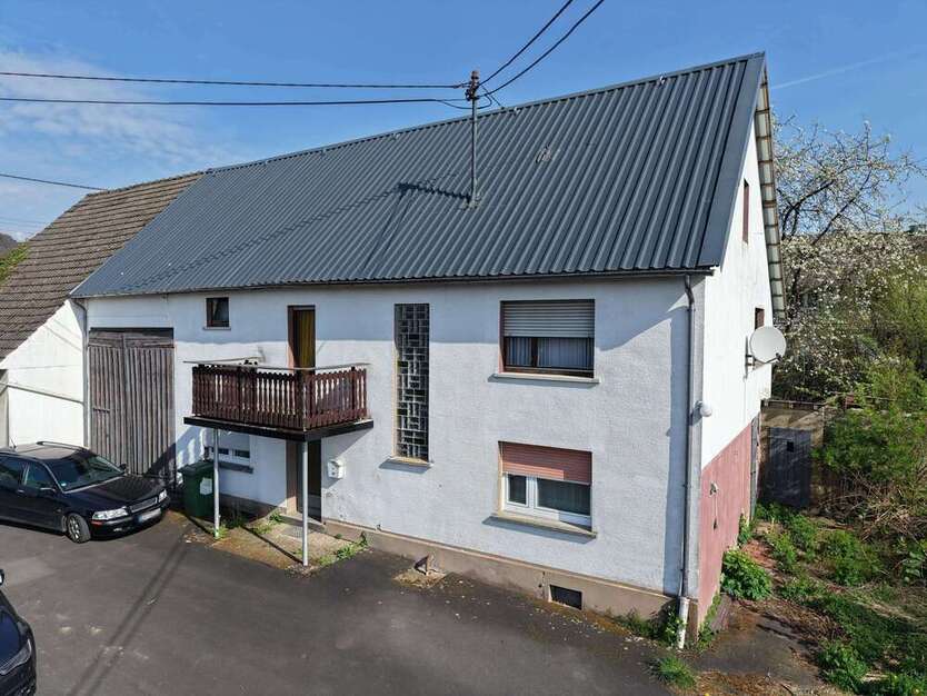 Haus zum Kaufen in Hahn 80.000 € 112.46 m²