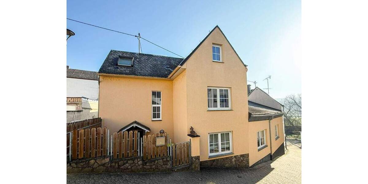 Einfamilienhaus Miesenheim Miesenheim - 5 Zimmer, 130 m&sup2;, 257.000&euro; | Angebot:25568493