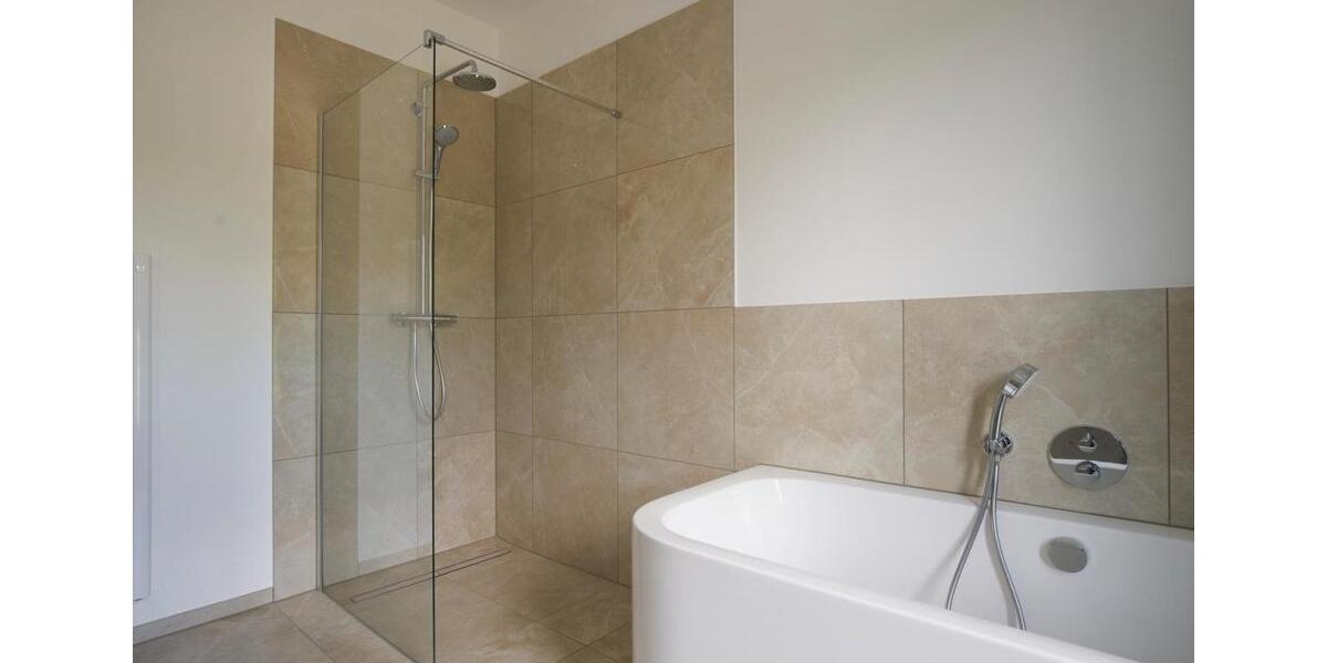 Etagenwohnung Lahnstein - 3 Zimmer, 97 m&sup2;, 1.190&euro; | Angebot:26420096