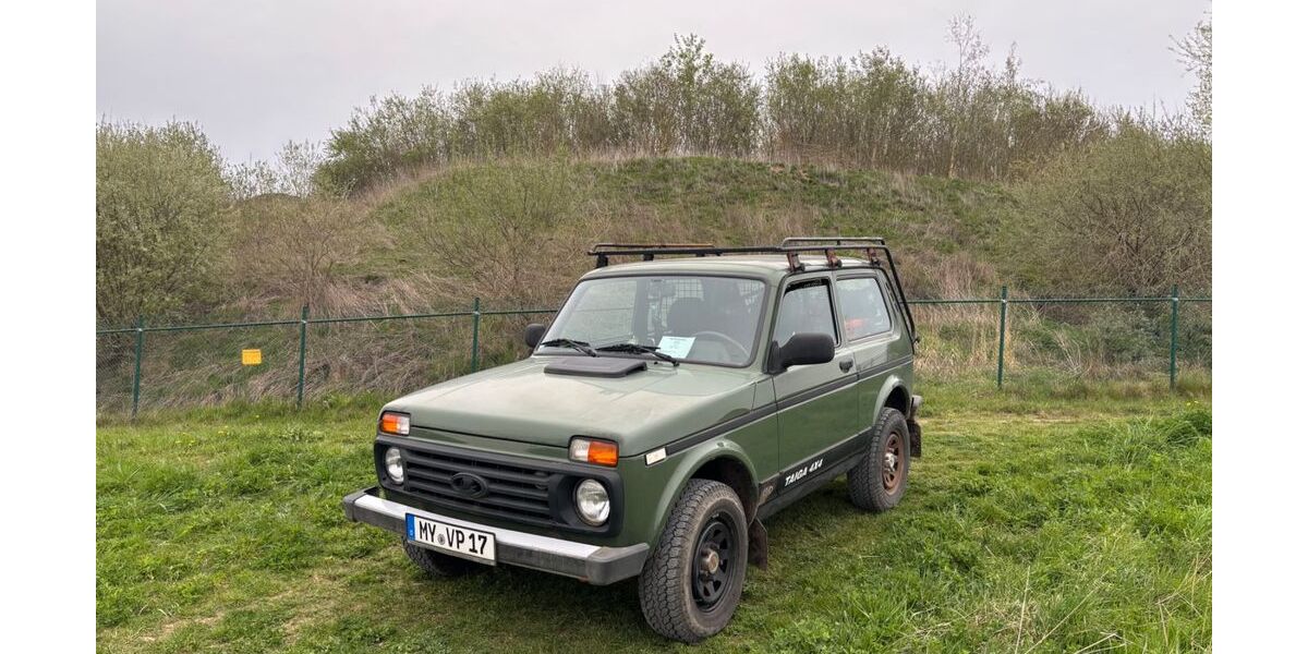 Lada Taiga 57.500 km 9.800 &euro; Nickenich 56645