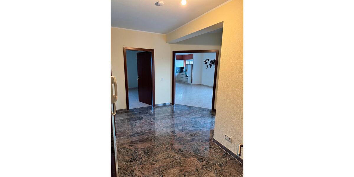 Erdgeschoßwohnung Nastätten - 2.5 Zimmer, 95 m&sup2;, 1.350&euro; | Angebot:25649015