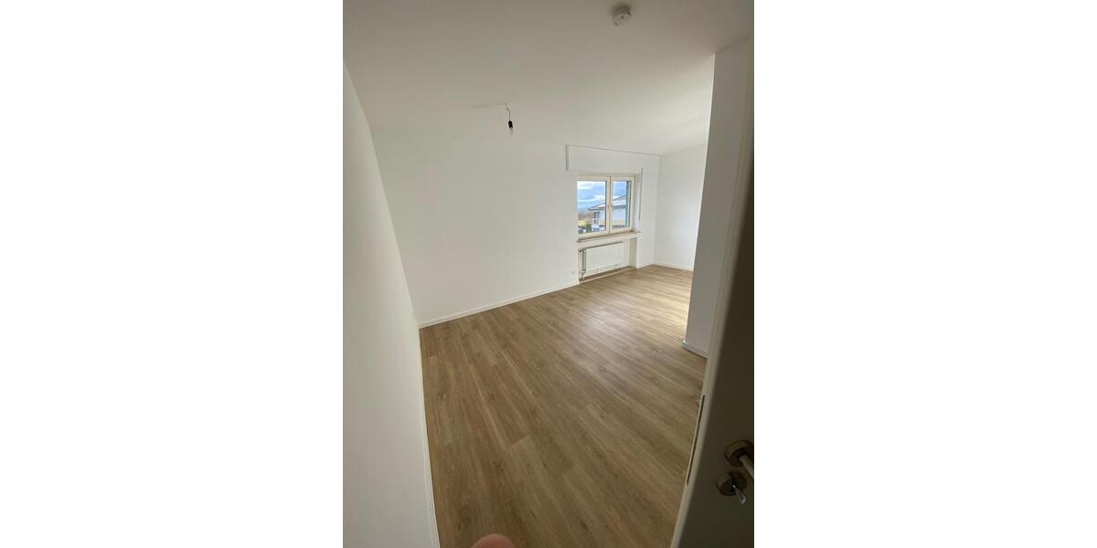 Etagenwohnung Neuwied Block - 3 Zimmer, 74 m&sup2;, 856&euro; | Angebot:26688072