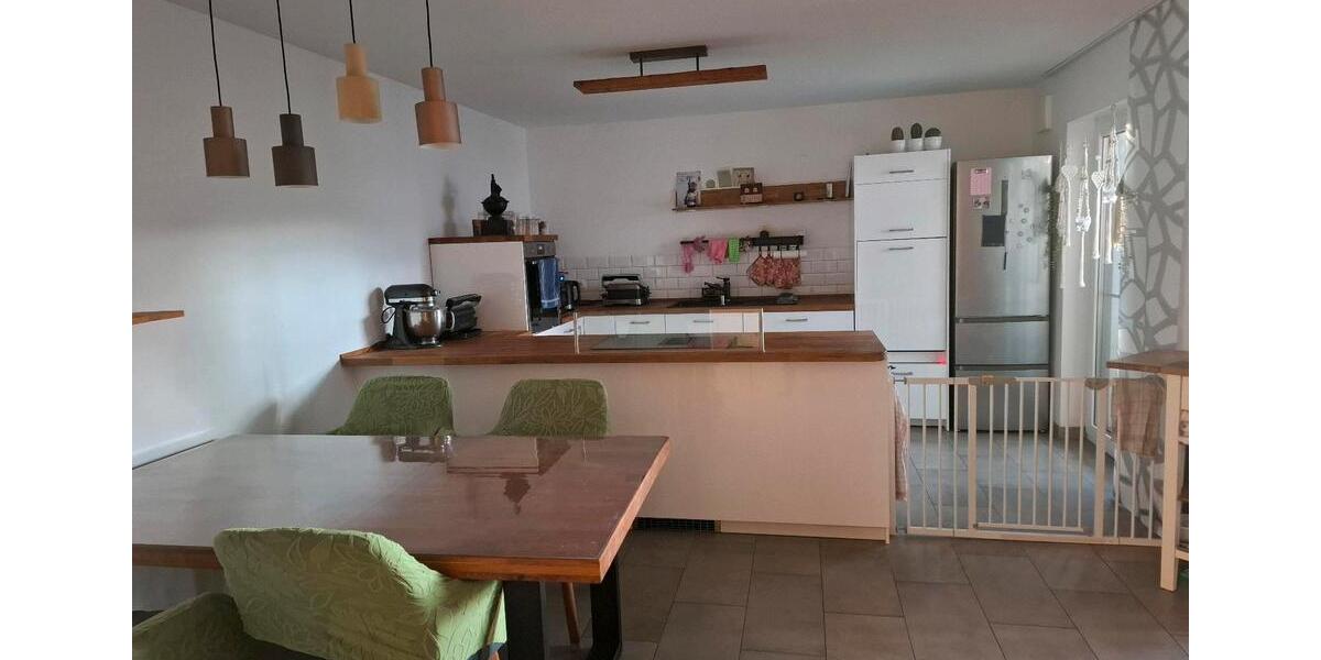 Etagenwohnung Neuwied - 3.5 Zimmer, 100 m&sup2;, 380.000&euro; | Angebot:26422118