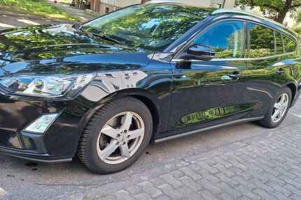 Ford Focus 126.000 km 12.950 &euro; Koblenz 56070