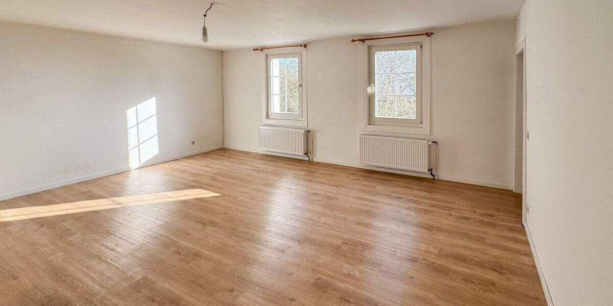 Reihenmittelhaus Katzenelnbogen - 4 Zimmer, 209 m&sup2;, 1.300&euro; | Angebot:25691918