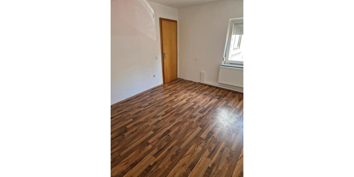 Erdgeschoßwohnung Selters (Westerwald) - 2.5 Zimmer, 80 m&sup2;, 600&euro; | Angebot:26398555