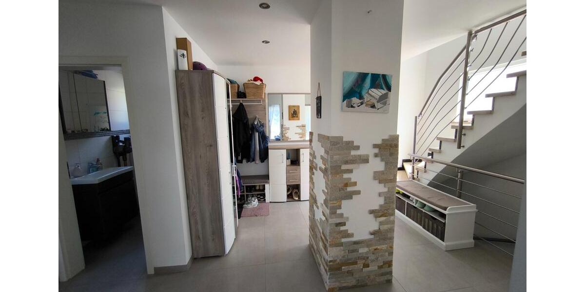 Einfamilienhaus in guter Lage auf 1765m Parkgrundstück mit Bach 6 zimmer