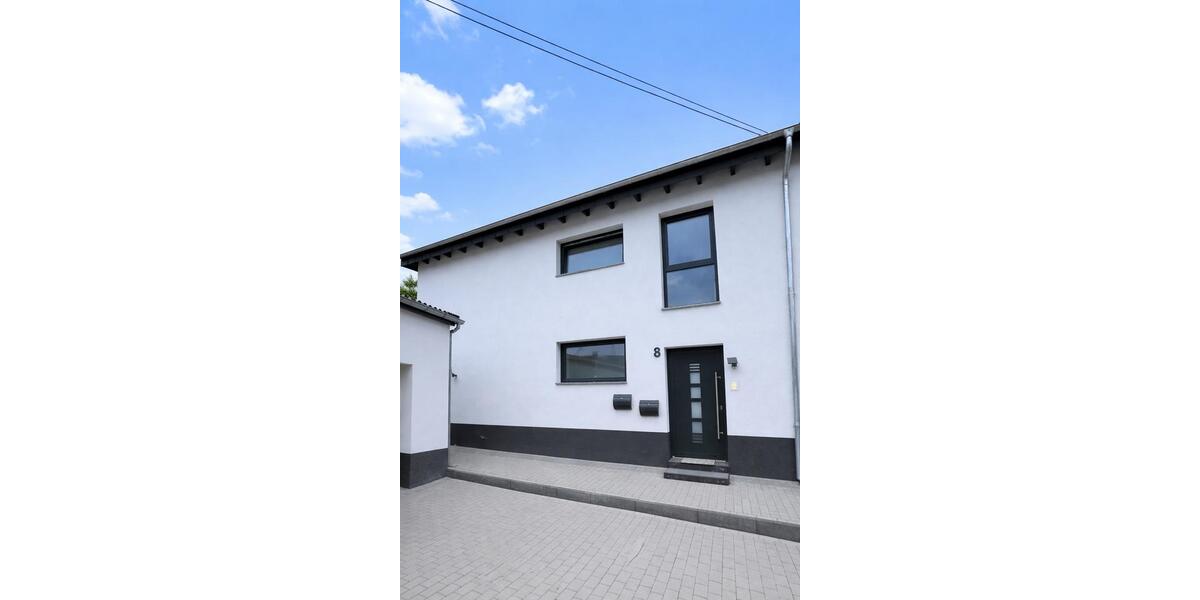 Erstbezug–KFW 40 energieeffiziente Wohnung mit PV & Wärmepumpe 4 zimmer