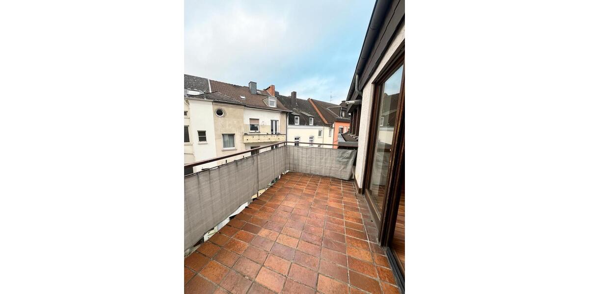 Dachgeschoßwohnung Koblenz - 2 Zimmer, 68 m&sup2;, 675&euro; | Angebot:26266844