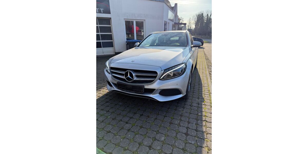 Mercedes-Benz C 220 103.000 km 16.000 &euro; Nauort 56237