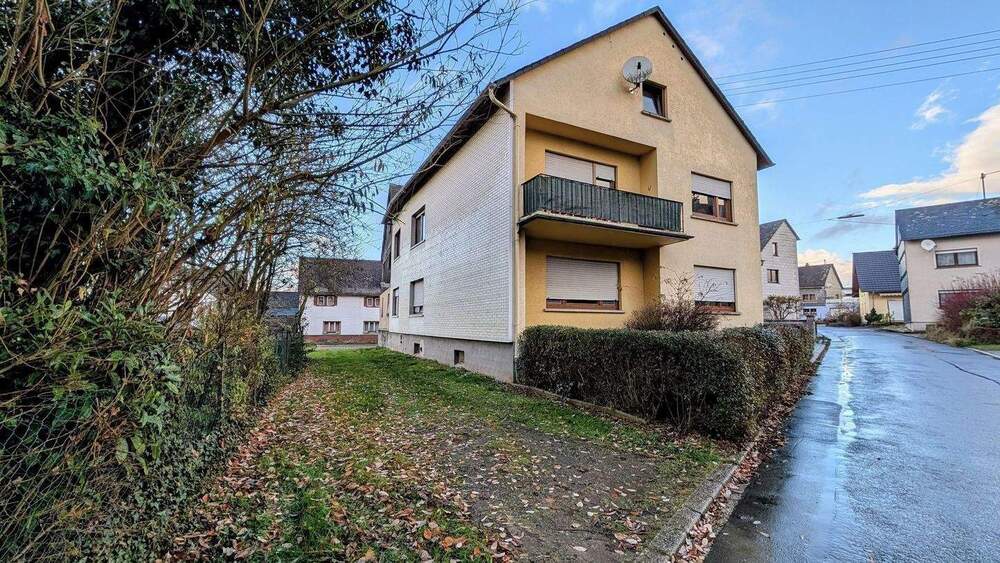 Mehrfamilienhaus, Wohnhaus Emmelshausen - 7 Zimmer, 170 m&sup2;, 249.000&euro; | Angebot:26542994