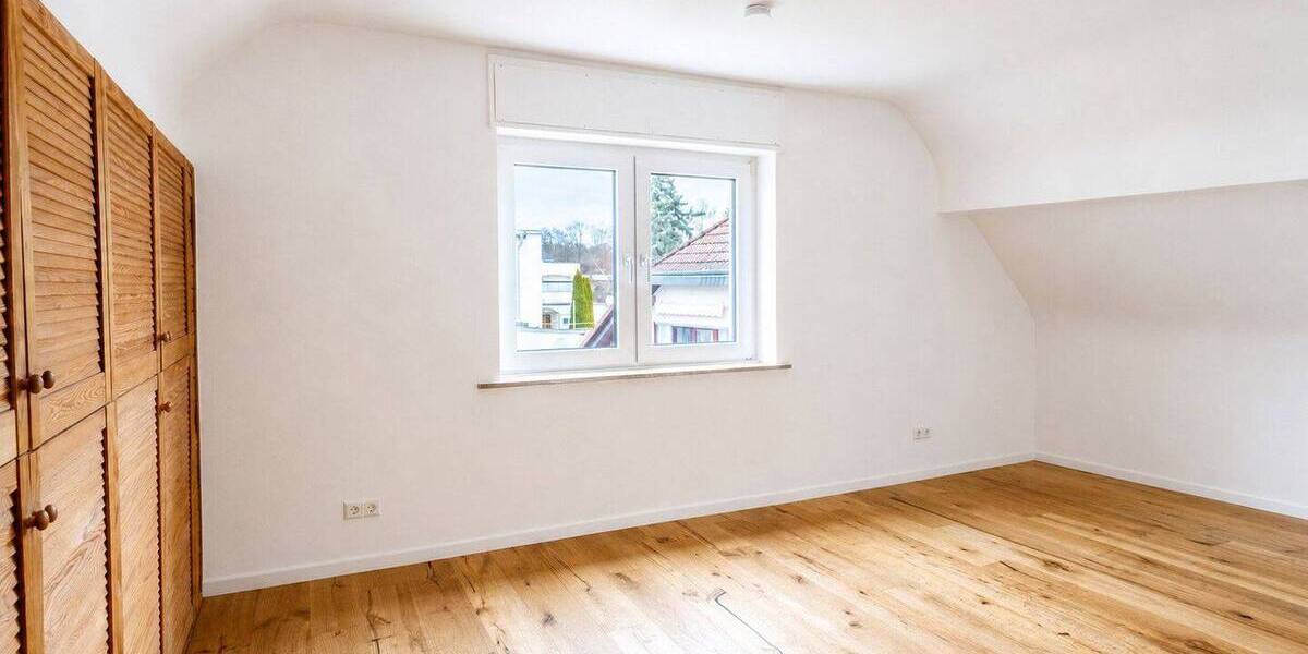Einfamilienhaus Koblenz Rübenach - 6 Zimmer, 140 m&sup2;, 395.000&euro; | Angebot:26418081
