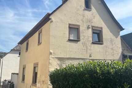 2 zusammenhängenden Einfamilienhäuser in Kobern-Gondorf 9 zimmer