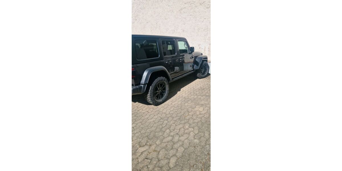 Jeep Wrangler 92.352 km 48.950 &euro; Koblenz 56072