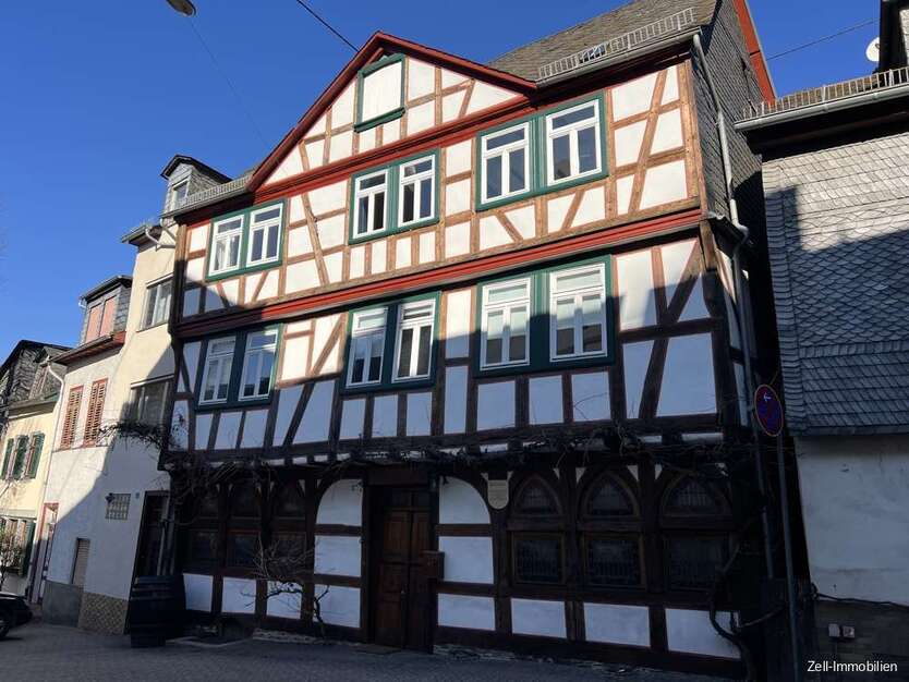 Haus zum Kaufen in Kaub 247.000 € 204 m²