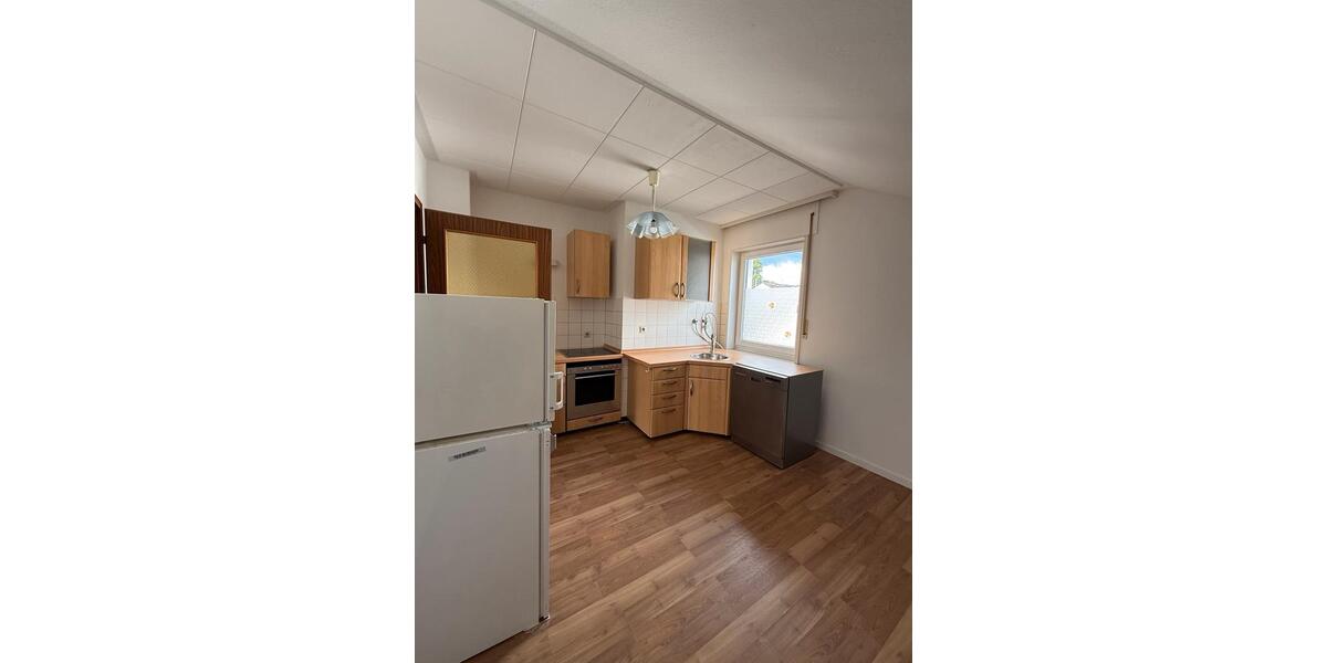 Dachgeschoßwohnung Mogendorf - 2 Zimmer, 65 m&sup2;, 560&euro; | Angebot:26647789
