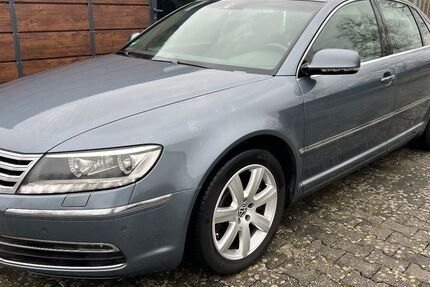 VW Phaeton 188.238 km 10.450 &euro; Bendorf 56170