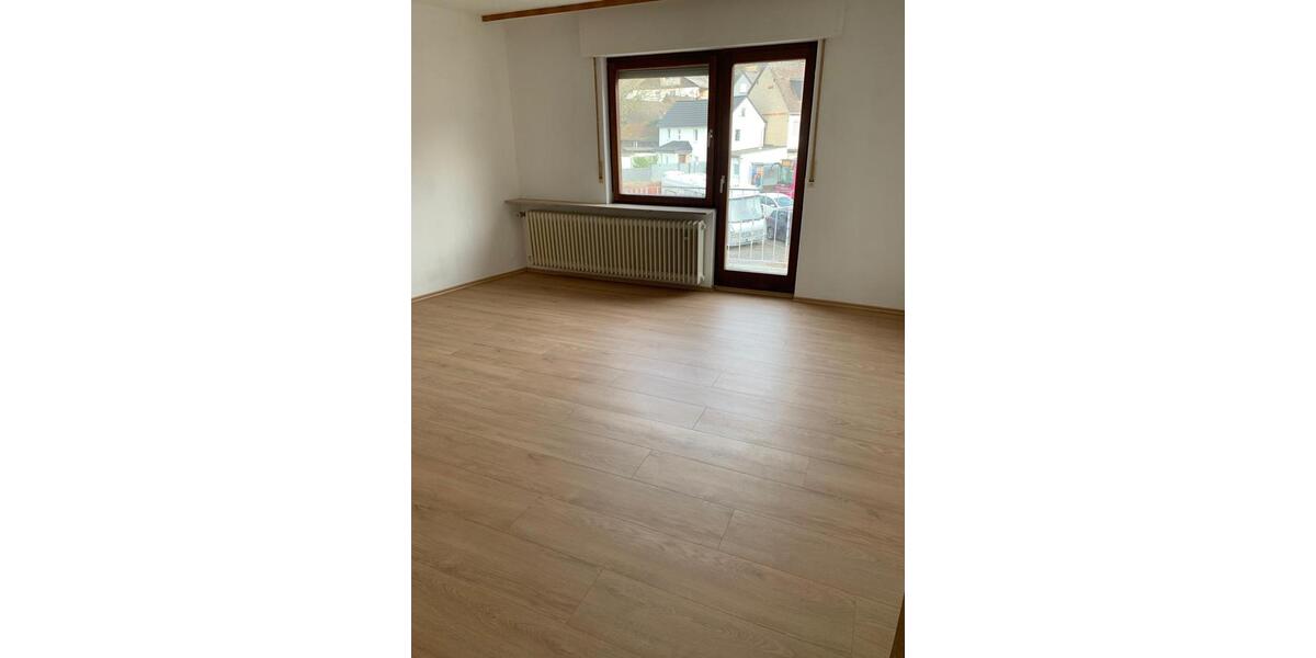 Reihenhaus Halsenbach - 3 Zimmer, 90 m&sup2;, 980&euro; | Angebot:26342633