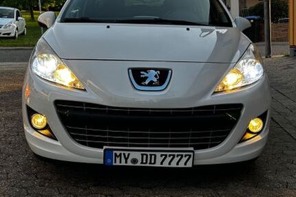Peugeot 207 182.000 km 2.700 &euro; Macken 56290