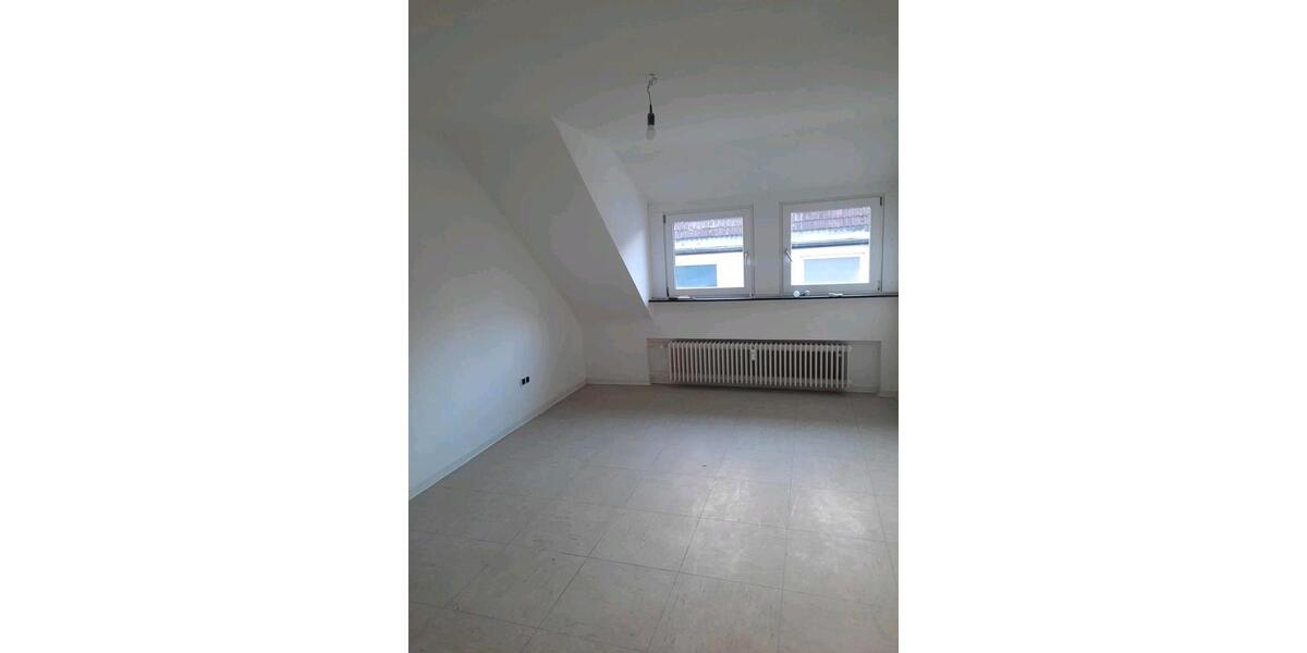 2-Zimmer-DG-Wohnung in Rheinnähe 2 zimmer