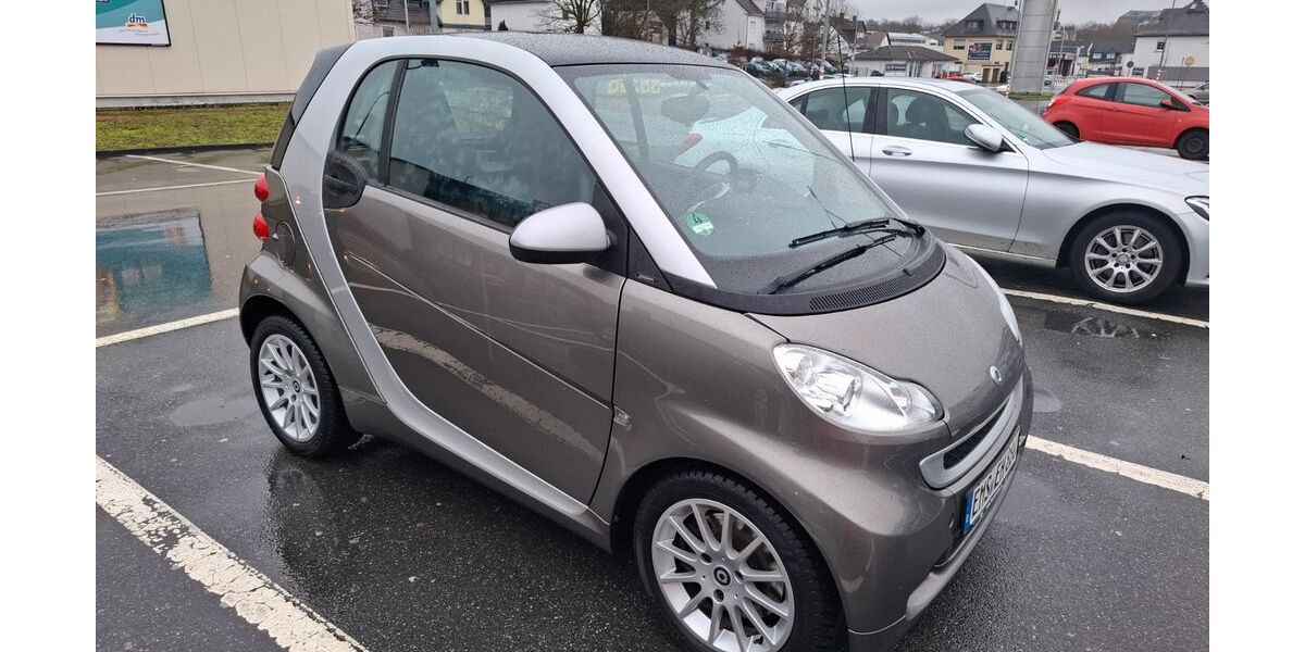 Smart ForTwo 38.000 km 5.999 &euro; Diez 65582