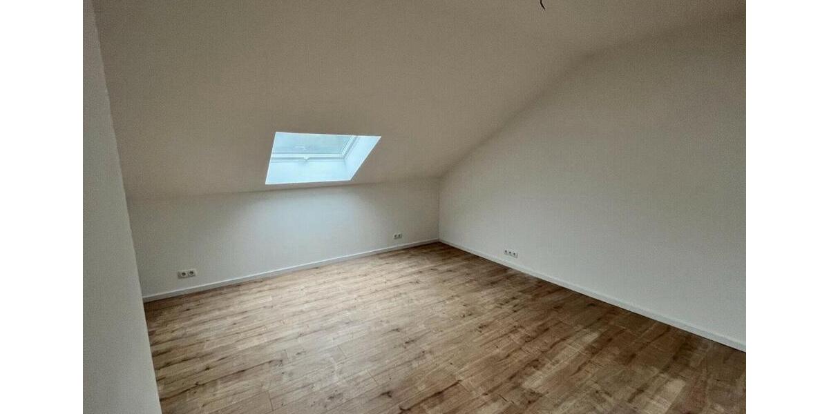 Dachgeschoßwohnung Lahnstein - 2 Zimmer, 75 m&sup2;, 720&euro; | Angebot:25961740