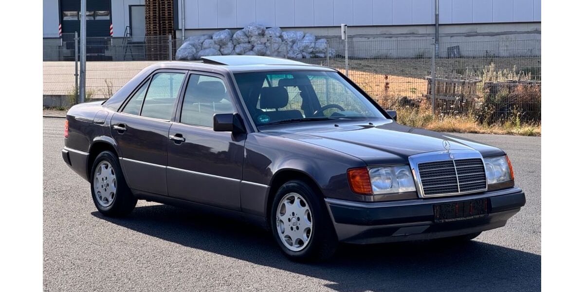 Mercedes-Benz E 230 215.200 km 3.990 &euro; Kottenheim 56736