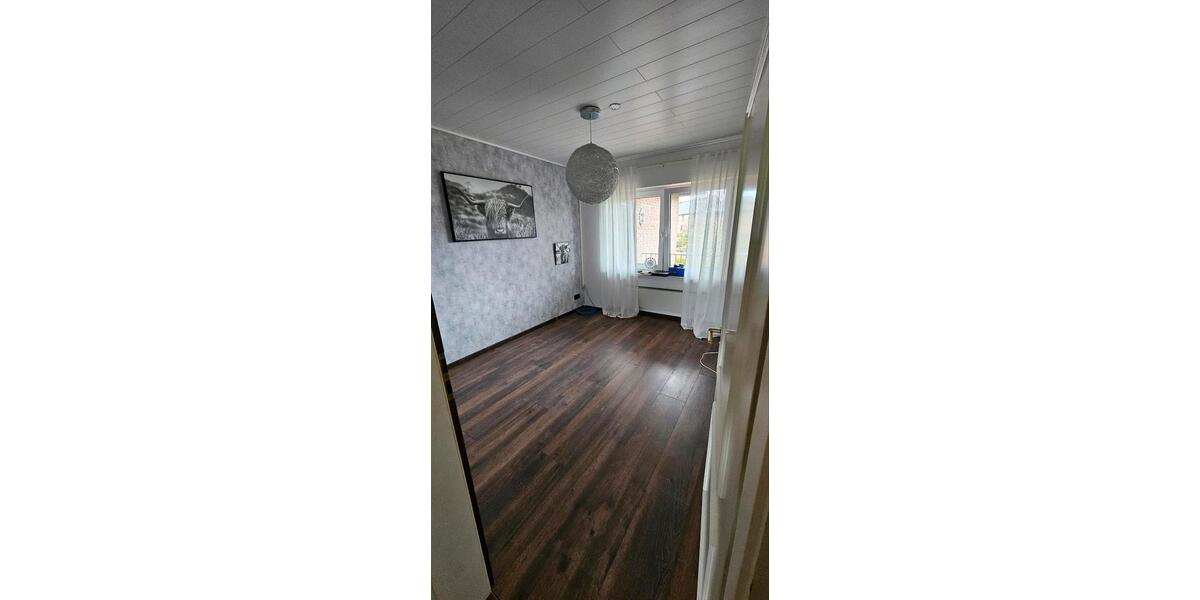 Mehrfamilienhaus, Wohnhaus Ettringen - 7 Zimmer, 215 m&sup2;, 420.000&euro; | Angebot:26976748