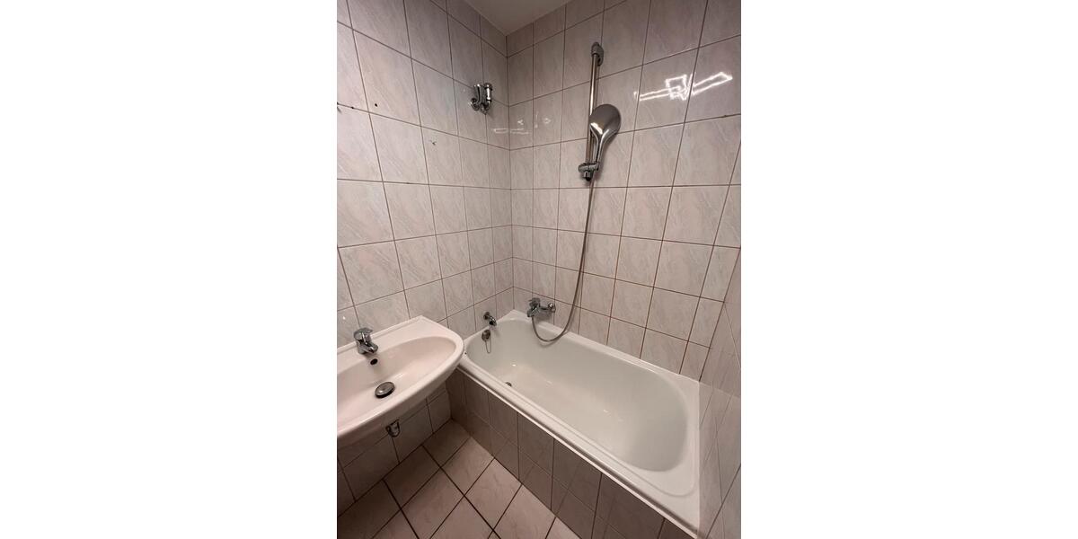Dachgeschoßwohnung Koblenz Bubenheim - 3 Zimmer, 67 m&sup2;, 600&euro; | Angebot:25343634