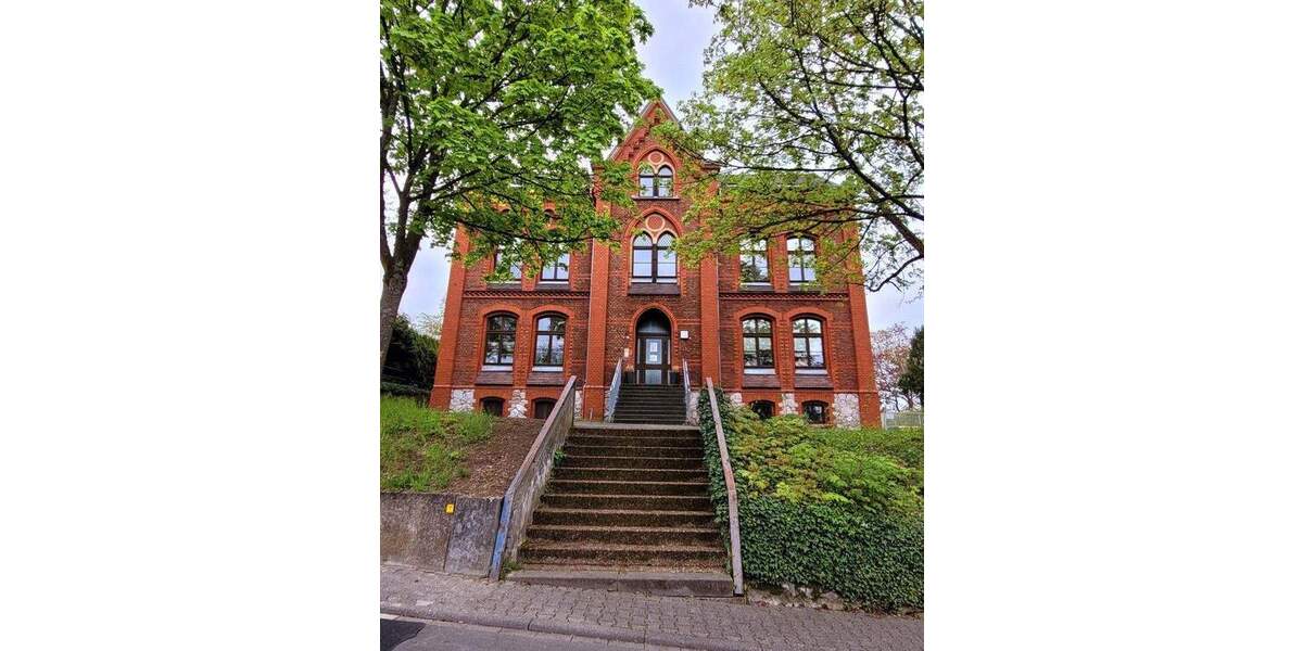 Wohnen mit Geschichte - außergewöhnliche Architektenwohnung mit Weitblick u. Dachterrasse 4 zimmer