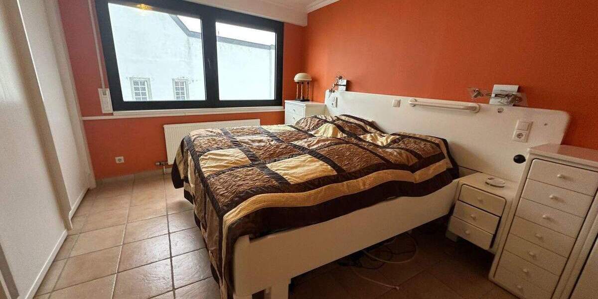 Etagenwohnung Koblenz Altstadt - 6 Zimmer, 165 m&sup2;, 449.000&euro; | Angebot:24780422